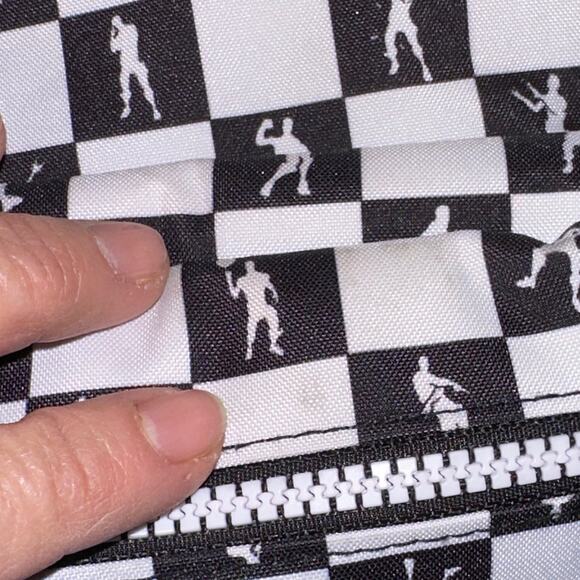 FORTNITE Black and White Multiplier Backpack - Picture 4 of 15